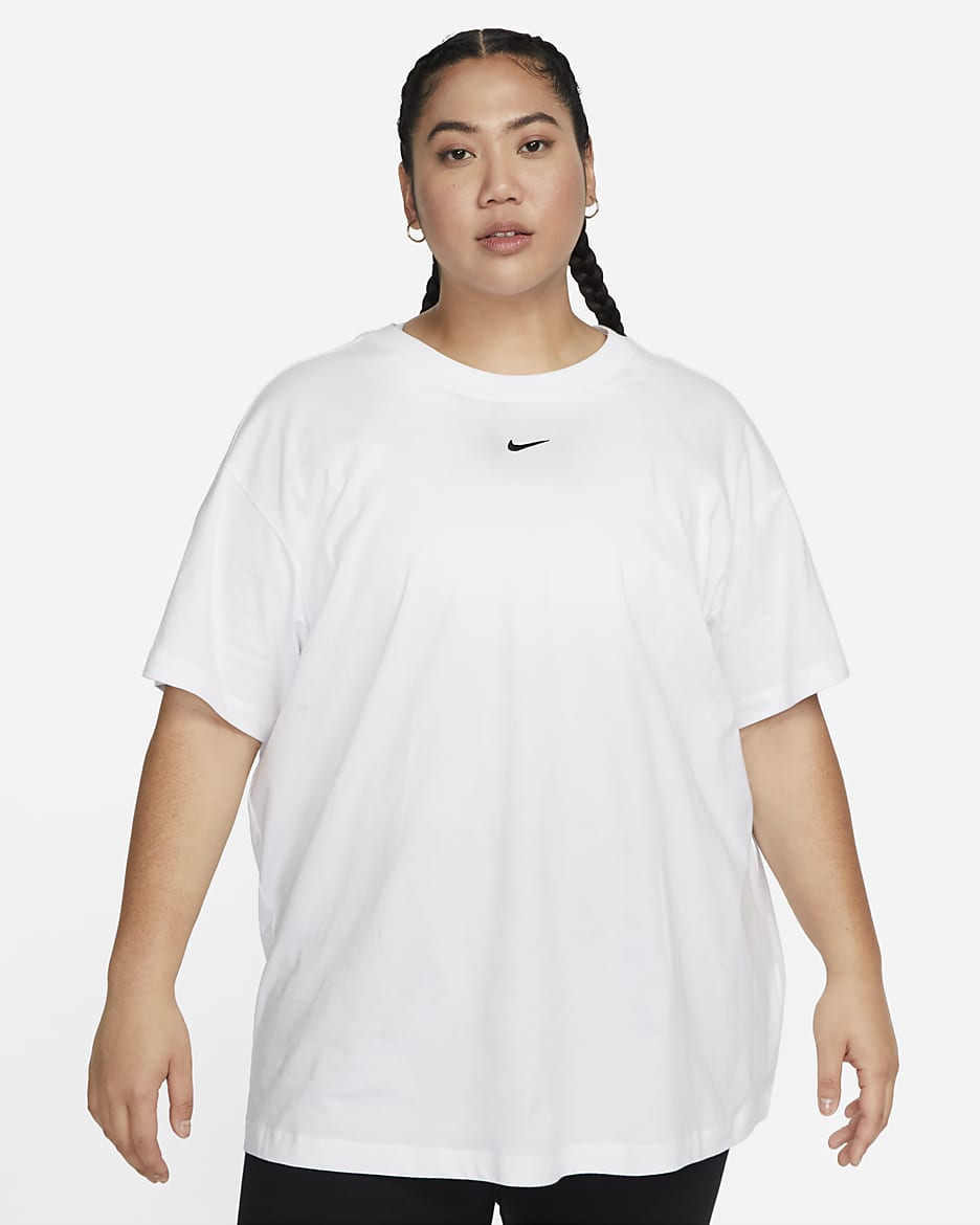 Nike tee size best sale